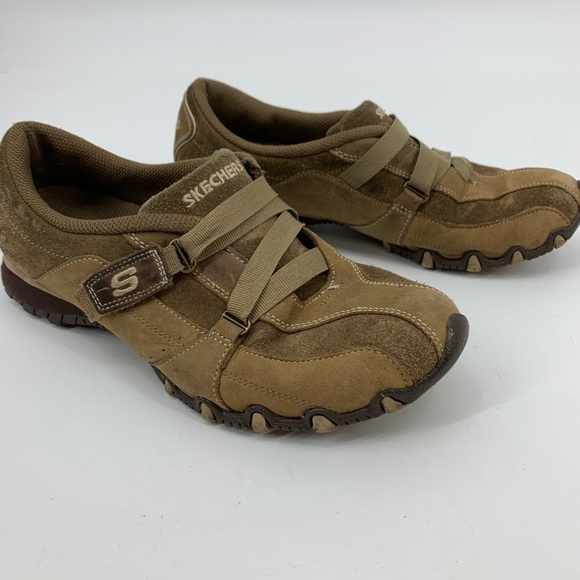 skechers women's tennis shoes